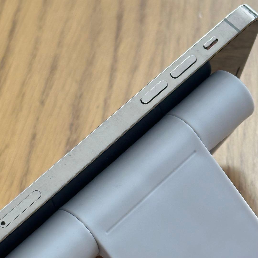 【SIMフリー】 iPhone 12 Pro シルバー 256GB 初期化済み