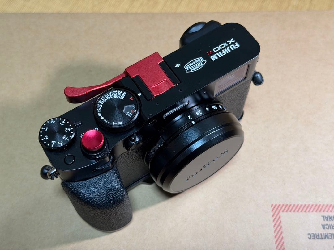 【ほぼ新品】FUJIFILM X100VI ブラック 豪華おまけ4点付