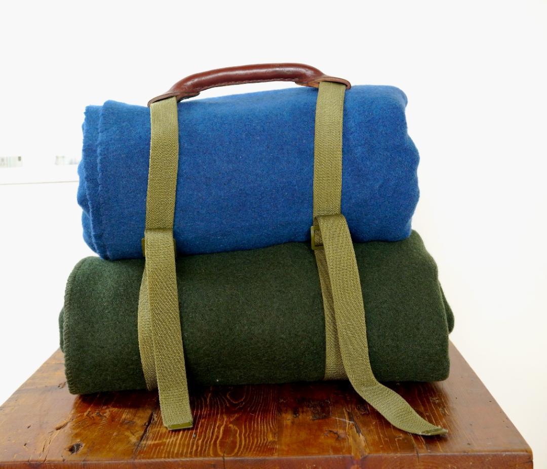 Pacific Furniture Pats Center スウェーデン軍ラグ