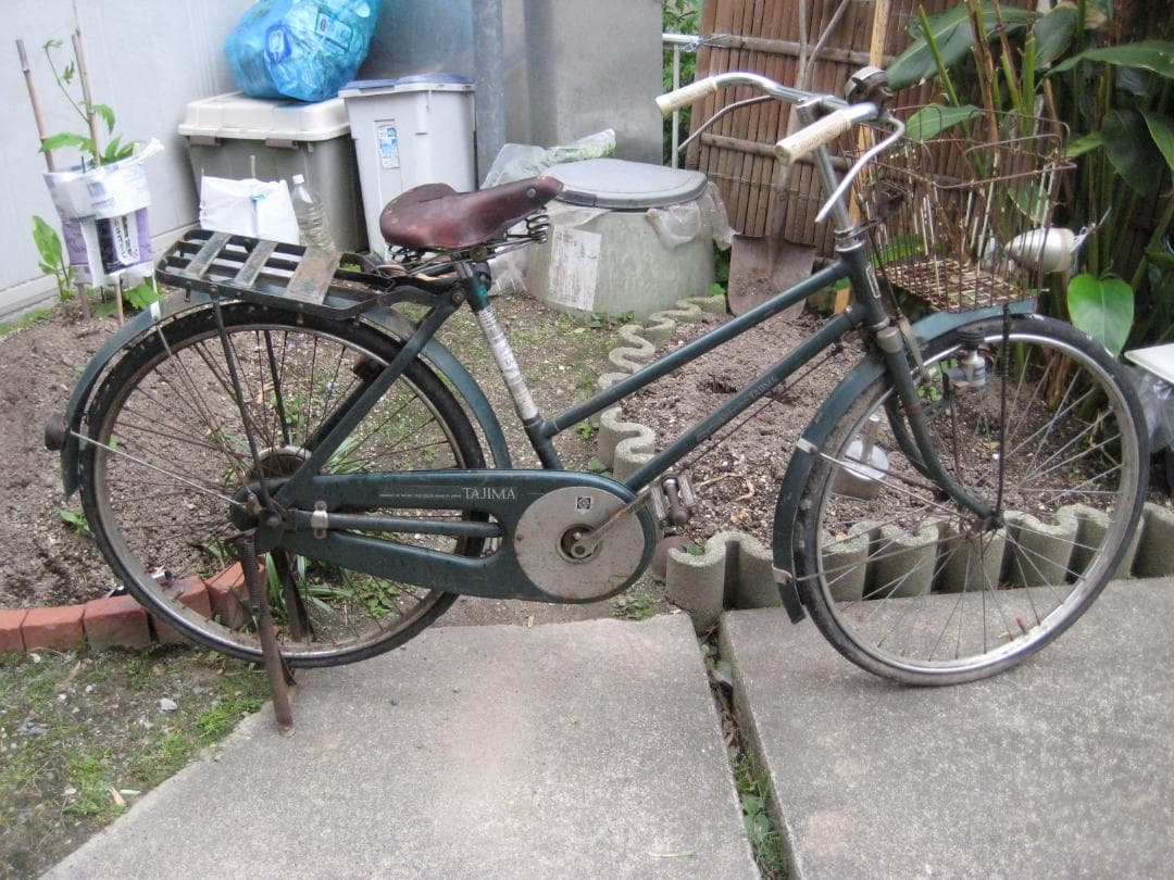 レトロ自転車　実用車自転車　　昭和レトロ　ビィンテージ