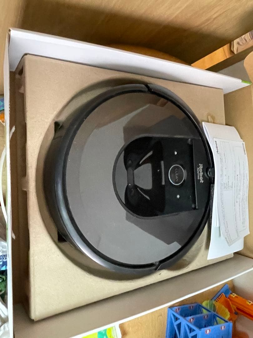 iRobot Roomba i7 (7150) 本体