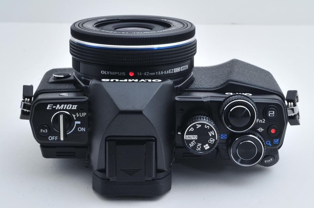 オリンパス OLYMPUS OM-D E-M10 Mark II