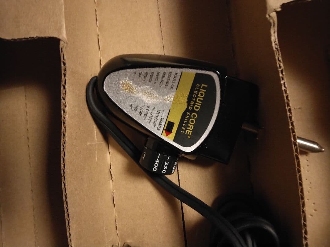 インコア電気スキレット～電気フライパン英語版説明書レシピ付き)通電熱伝導確認済み