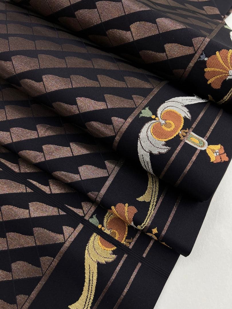 Yukiko様　　　　　　正絹　9寸名古屋帯　モダン幾何学