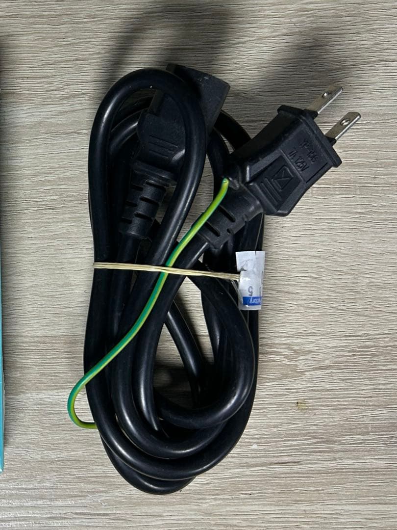 光る 自作ゲーミングPC FPSゲーム快適プレイ Windows11 SSD搭載