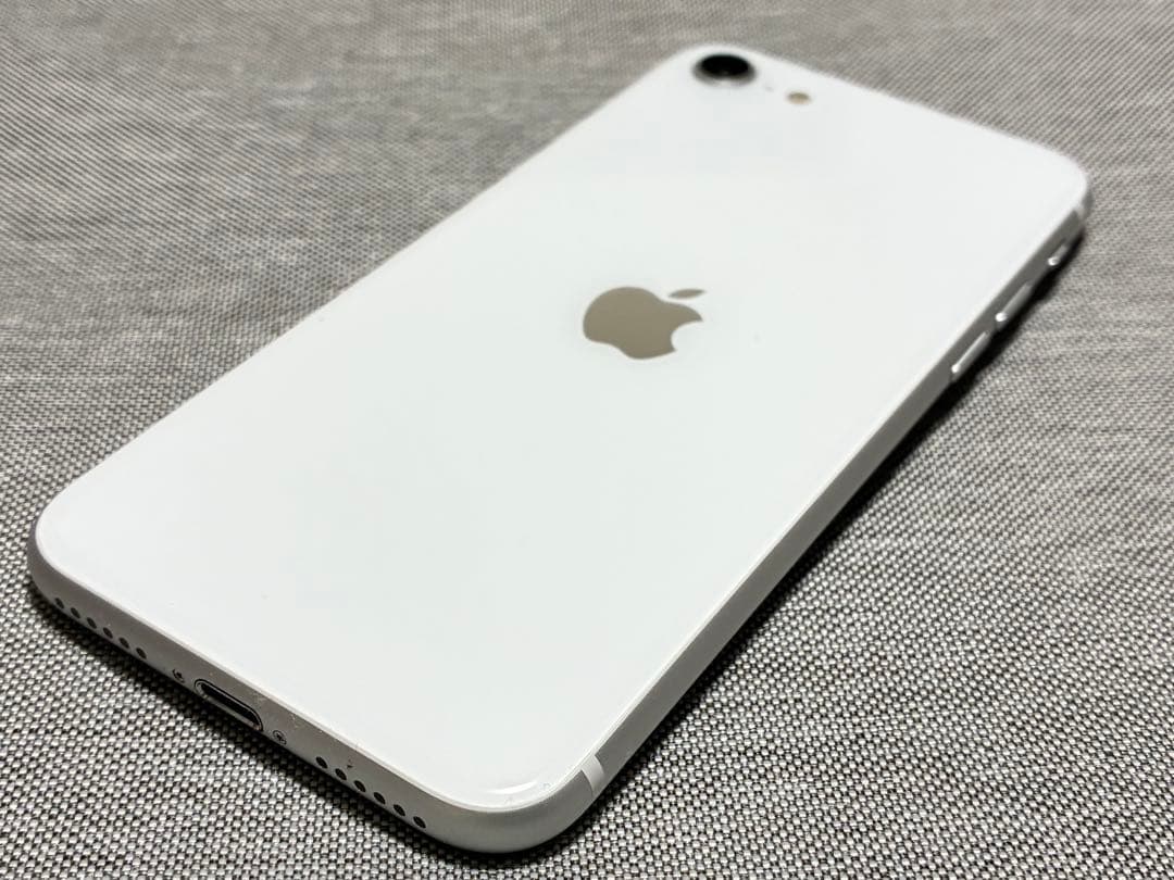 iPhone SE（第2世代）256GB SIMフリー 本体／バッテリー劣化あり