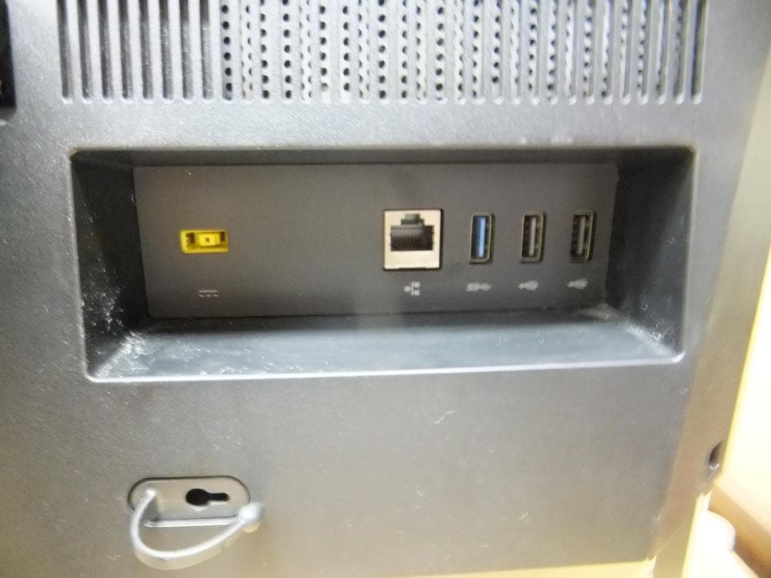 NEC LAVIE 大画面デスクトップPC