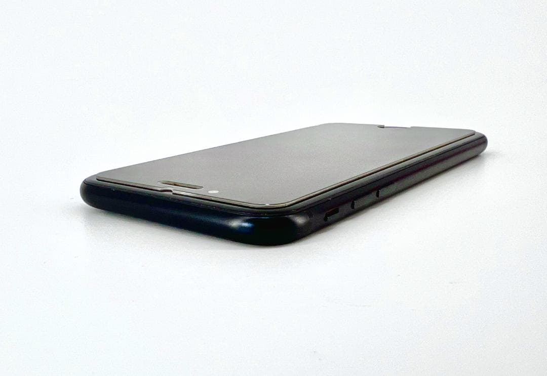 iPhone SE2 128GB ブラック 純正バッテリー100% SIMフリー