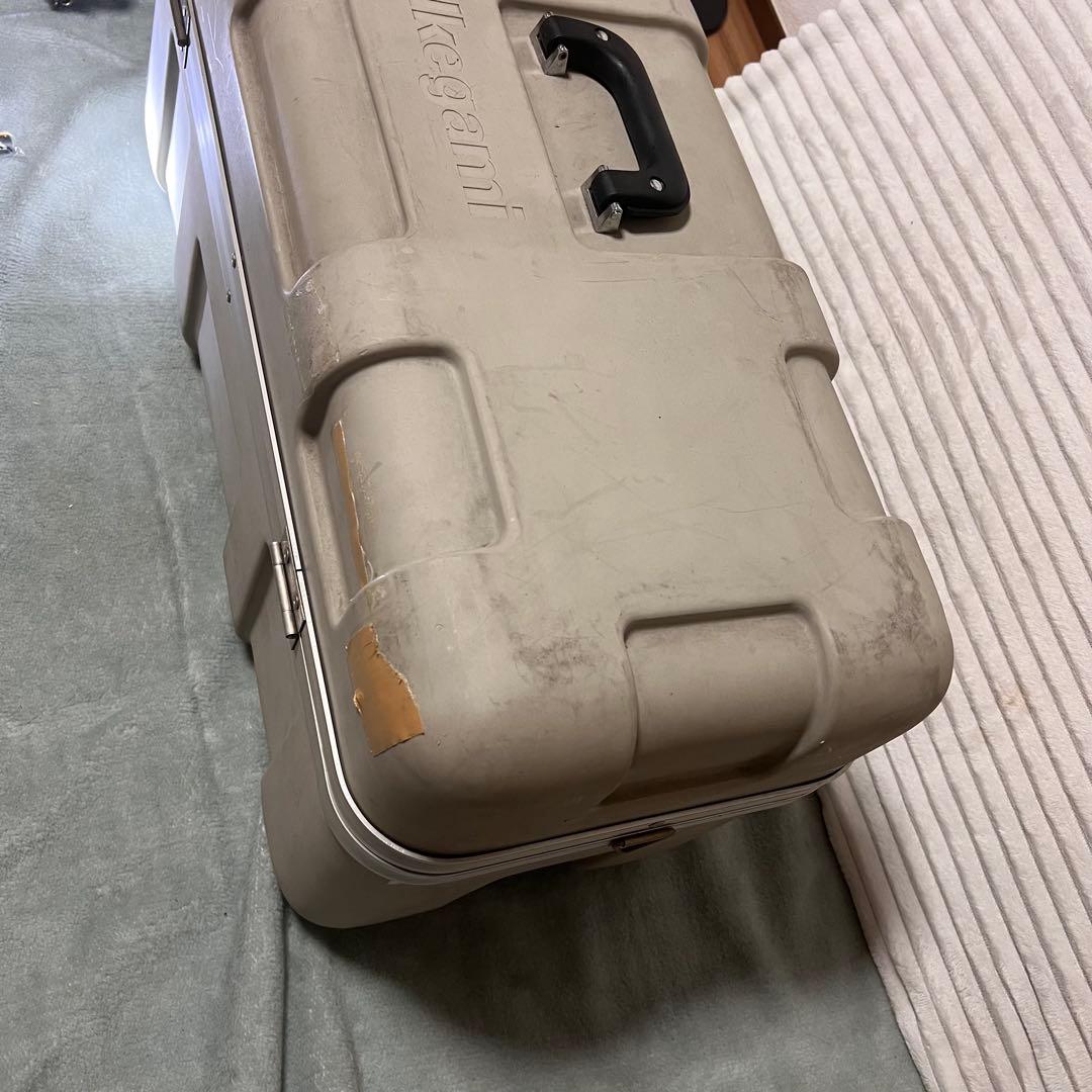 ビデオカメラIkegami HC-300、 82CL-UP1300Hケース鍵付き