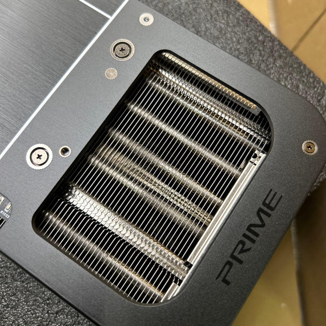 グラフィックボード・グラボ・ビデオカード ASUS NVIDIA GeForce RTX 5070Ti