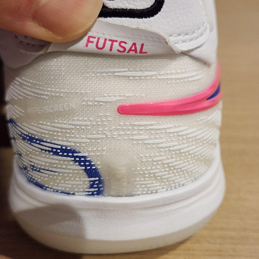 新品 ナイキ ティエンポリアクトガト フットサルシューズ 26.0cm