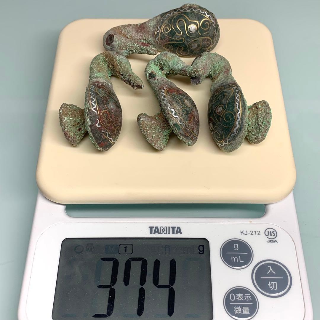 AC　旧蔵古代の飾り　副葬品　根付時代物　アンティーク 4点セット 骨董品