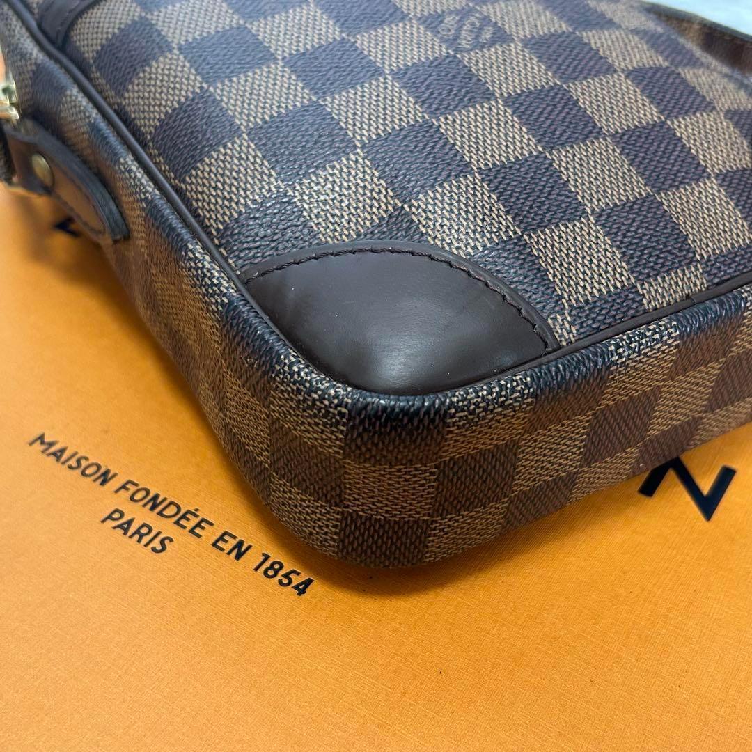 真贋済　ルイヴィトン　ダミエ　ダヌーヴ　ショルダーバッグ　エベヌ