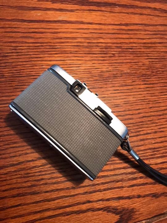 フィルムカメラ Olympus Pen EE-2