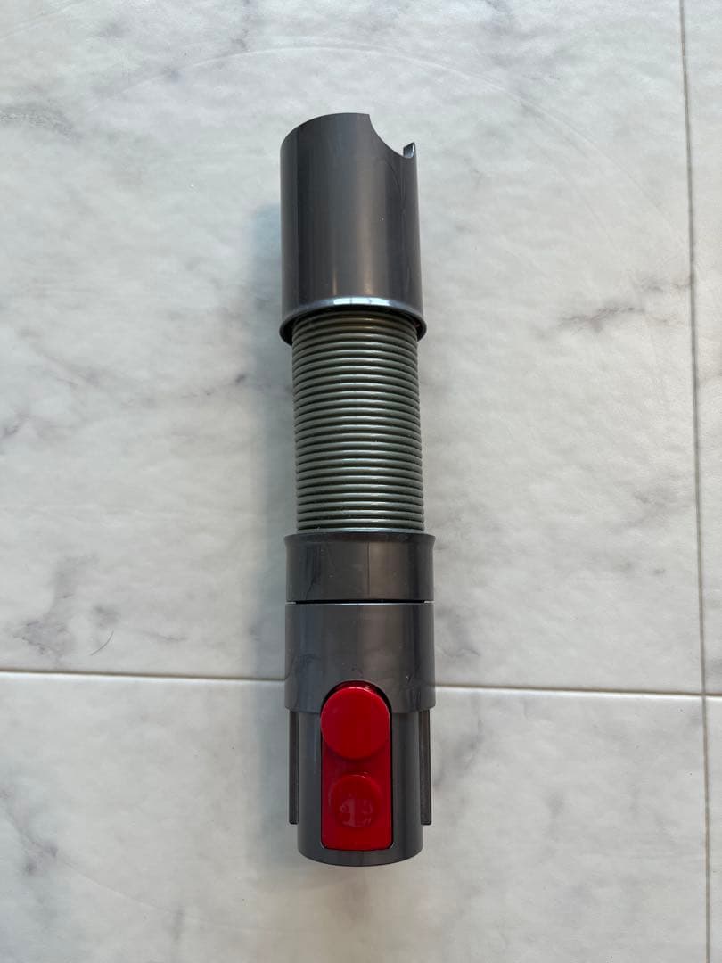 チ*チ様 【正規品】dysonダイソン Ｖ７コードレスクリーナー　フルセット