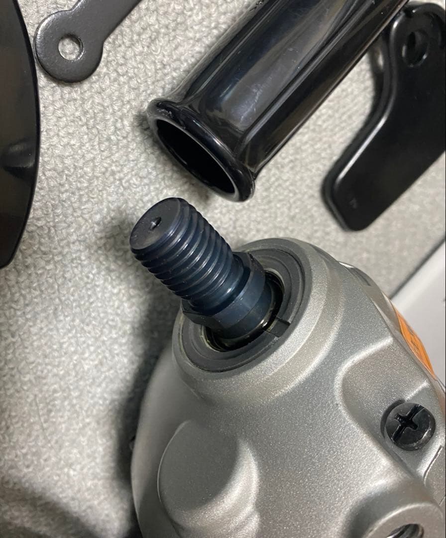 マキタ　電子ポリッシャ PV7001C/SP