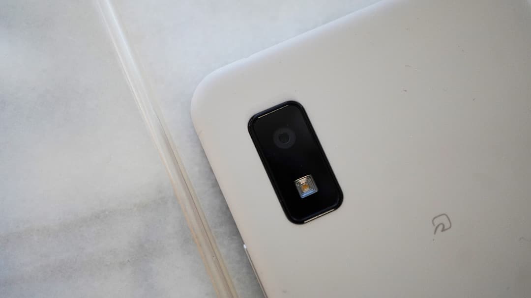未使用カバー付・アクオスウィッシュ1AQUOS wish64GB SIMフリー