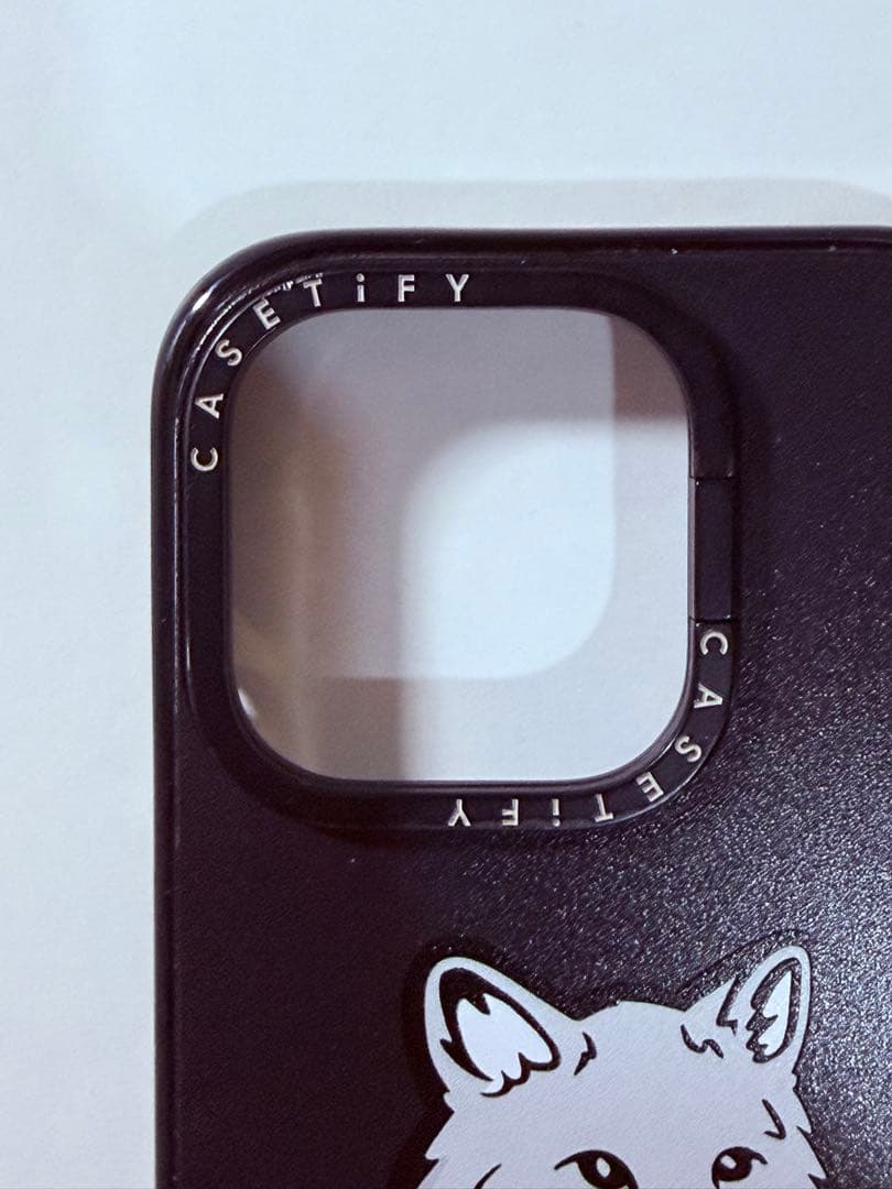 スタンド付きCASSETiFY MAISON KITSUNÉ iPhone