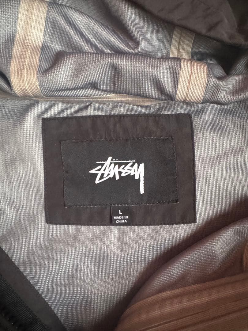 STUSSY ブラック ナイロンジャケット Lサイズ