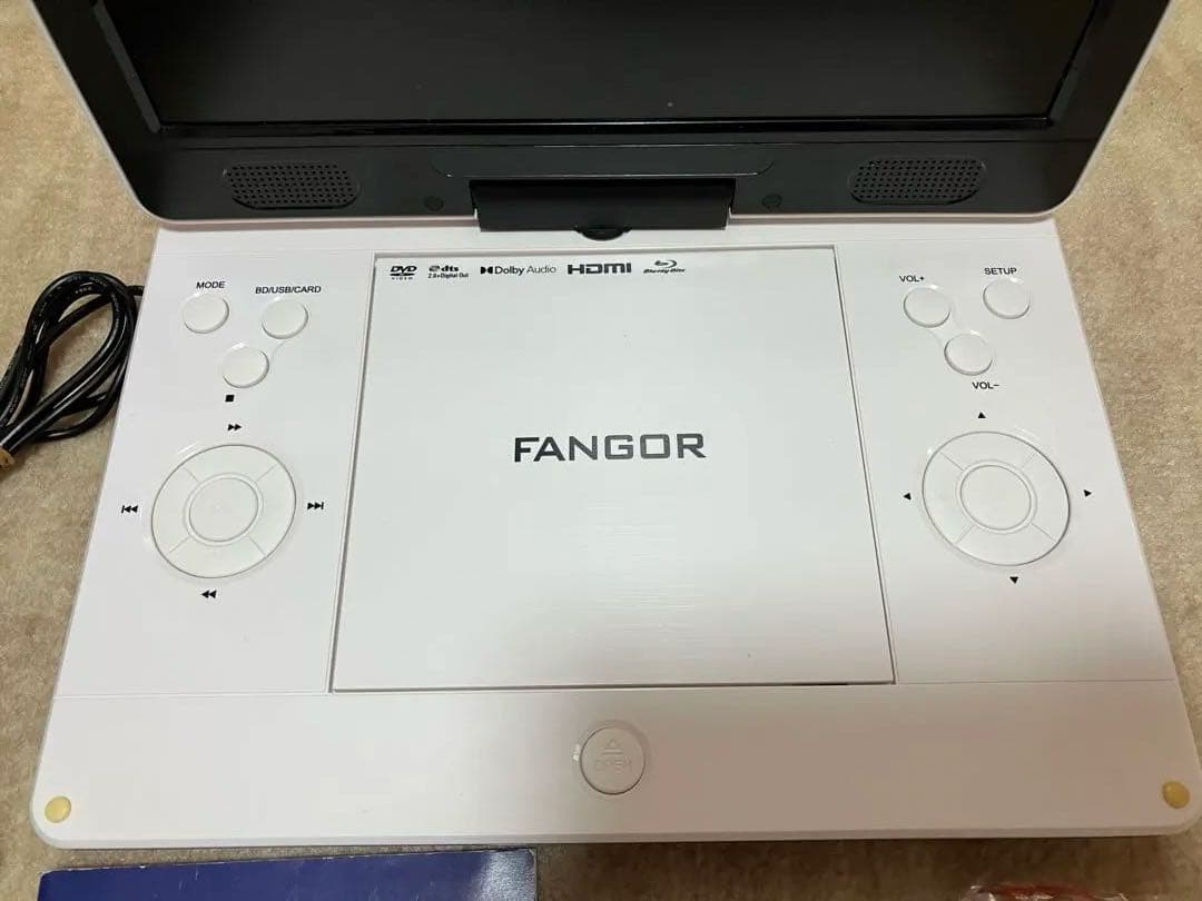 FANGOR ポータブルBlu-rayプレーヤー‼️