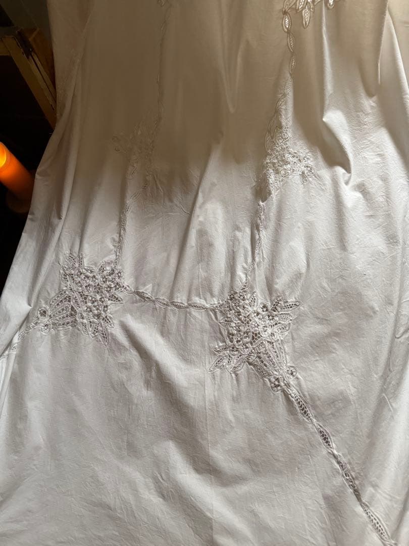 SALE❣️フランスアンティークஐ⋆* ふんわりバテンレースの花刺繍シーツ