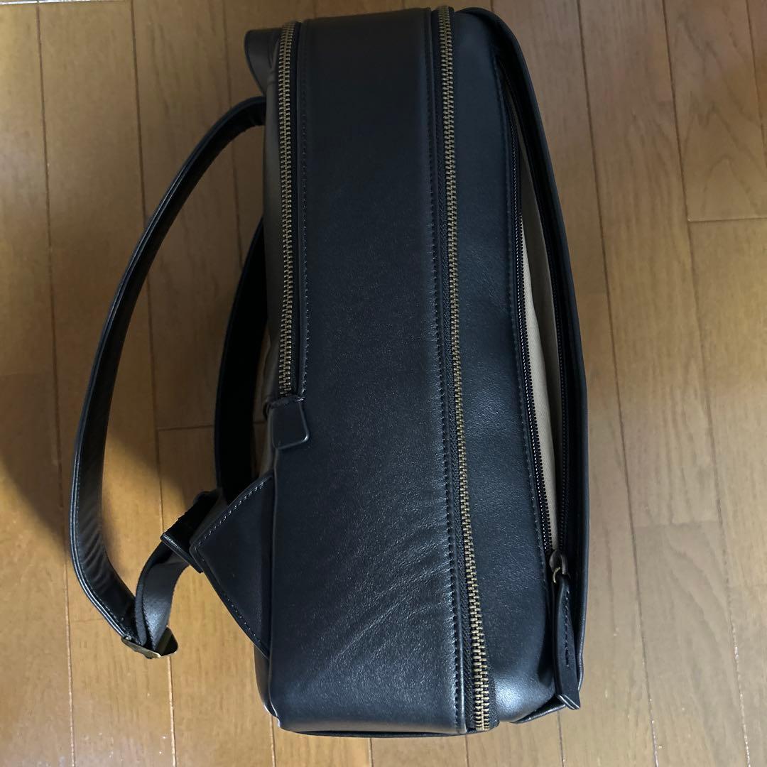 Evoon 本革マルチビジネスリュック　バックパック