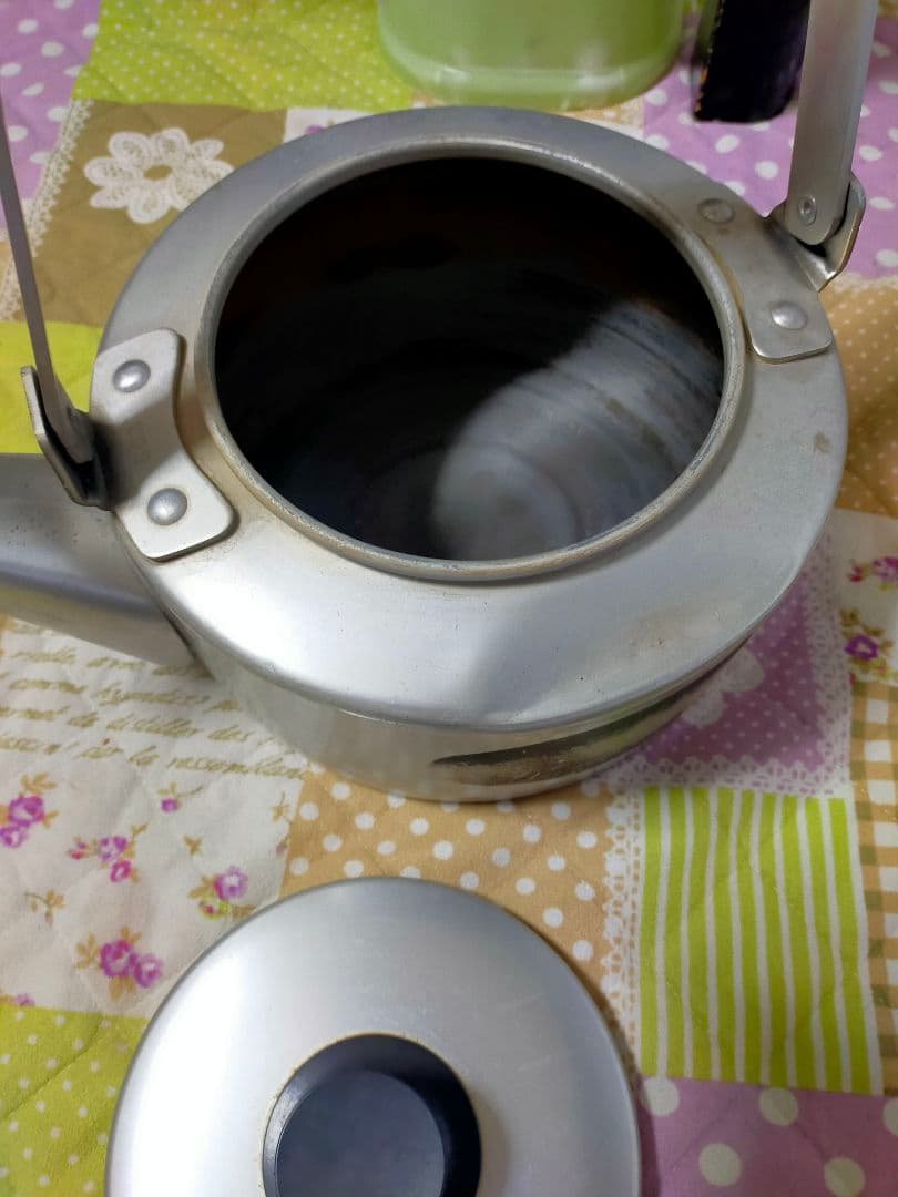 2つの金額です　アルミ　大型ケットル６Ｌ　やかん