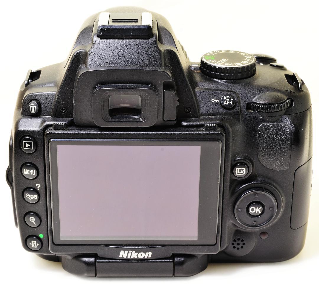 ニコン Nikon D5000♡動画撮影・自撮・スマホ転送可♡手振れ補正付レンズ