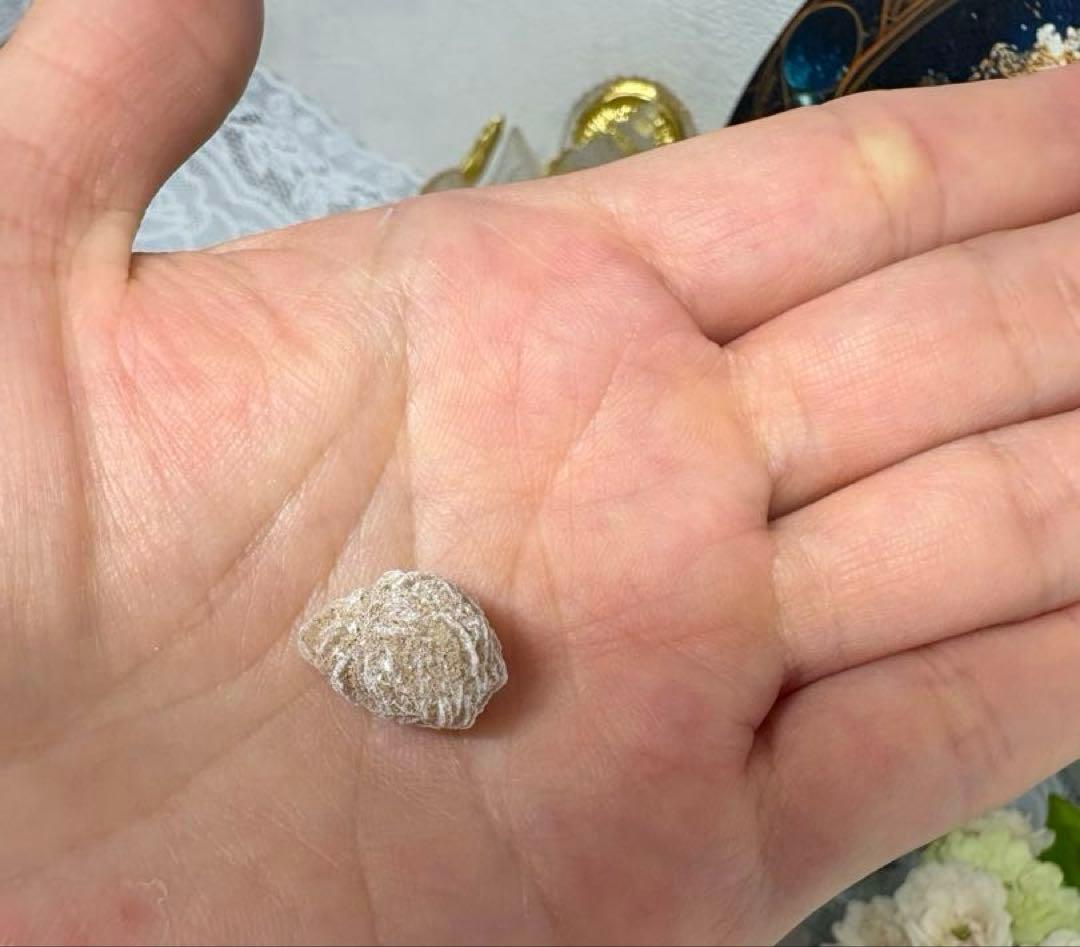 オルゴナイト フリルなバラ デザートローズ＆ ディープローズクォーツ