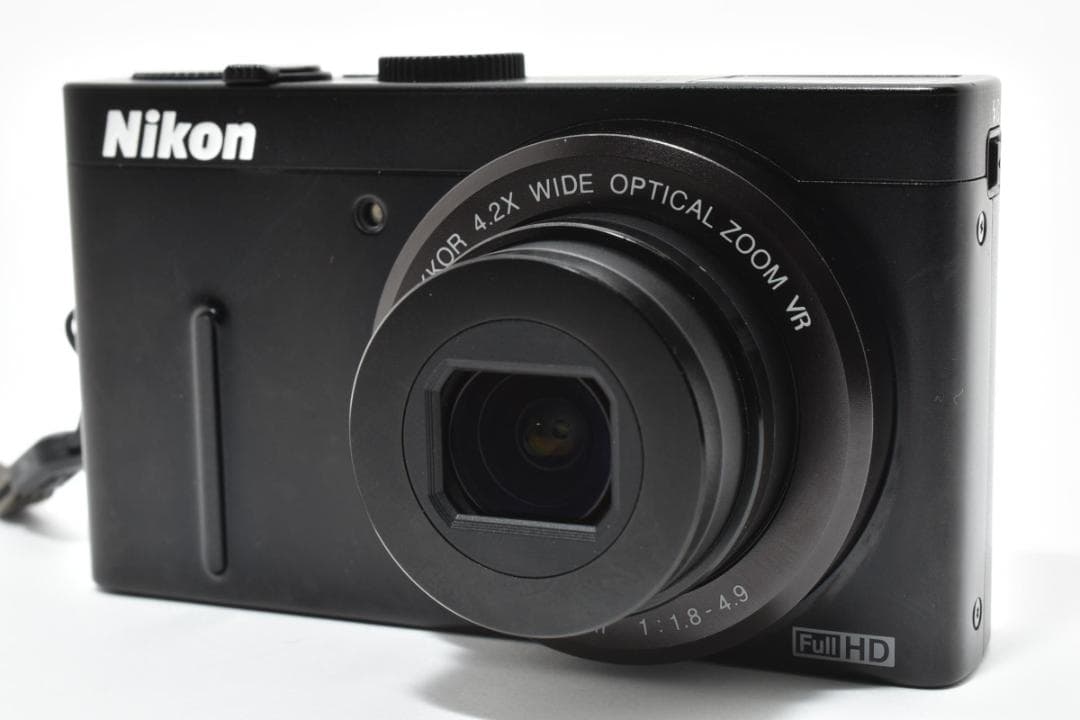 《 ほぼ新品 》 ニコン　Nikon COOLPIX P300 ブラック