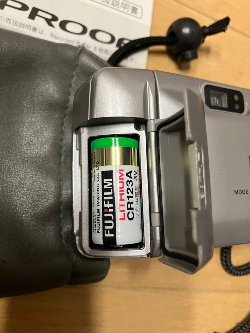 パンダ様　京セラ フィルムコンパクトカメラ