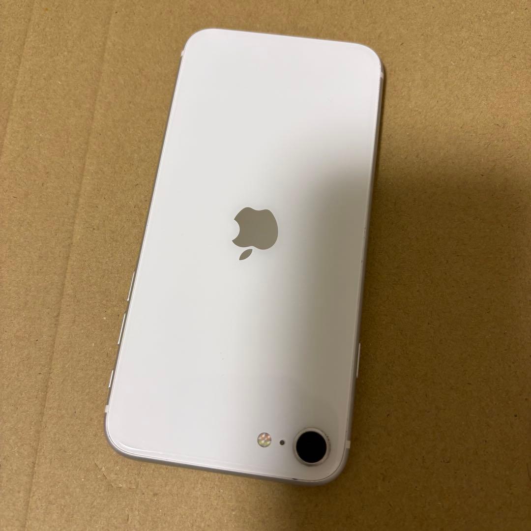 iPhone SE2 64GB ホワイト※割れあり