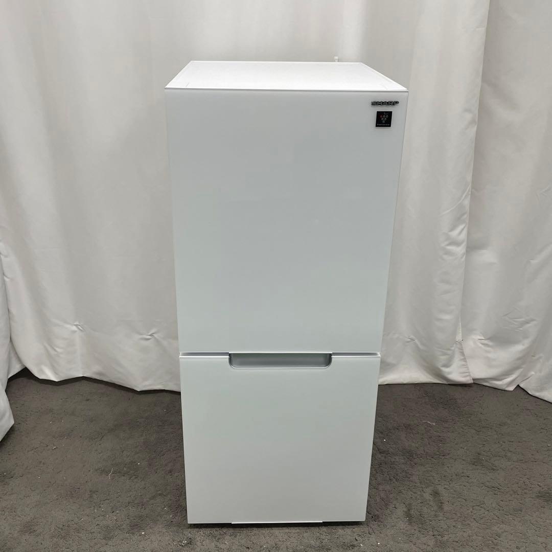 186　シャープ　冷蔵庫　152ℓ　極美品　23年製　白　一人暮らし　設置無料