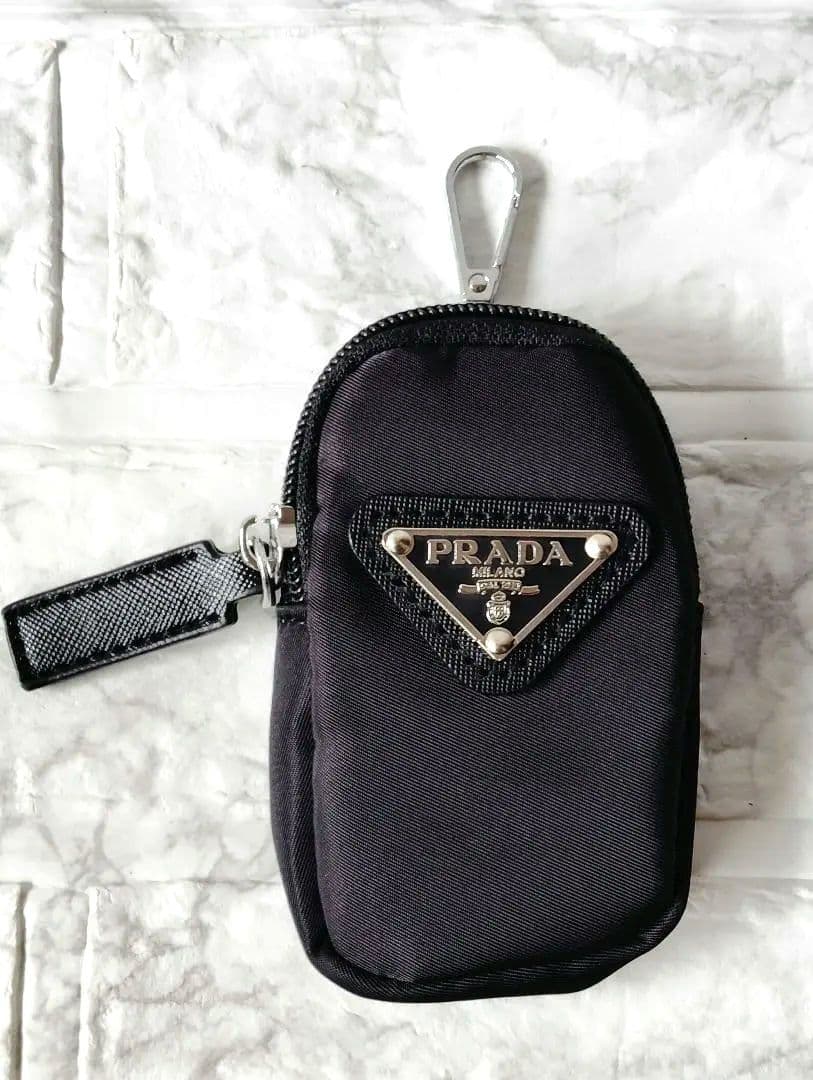 しげちぃー　新品PRADAプラダノベルティショルダーバッグナイロンブラック