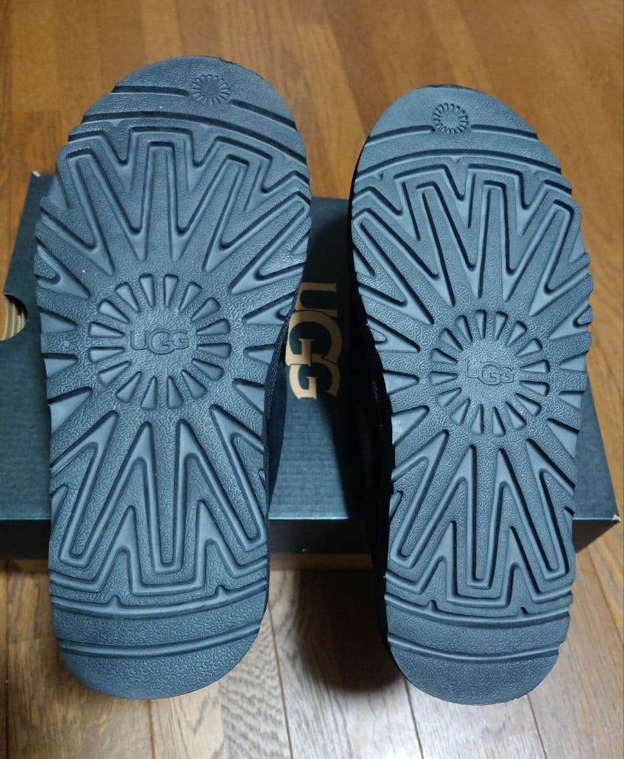 お値下げ/UGG ケントン　ブラック　サイズ7/ 25センチ