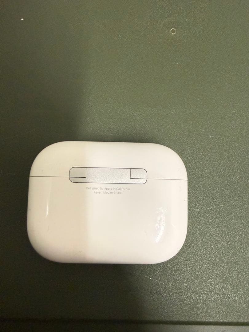 z*r様 新品　未使用品　AirPodspro3