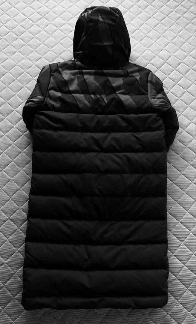 adidas アディダス　 レアル　マドリード ダウン　ジャケット　日本未発売品