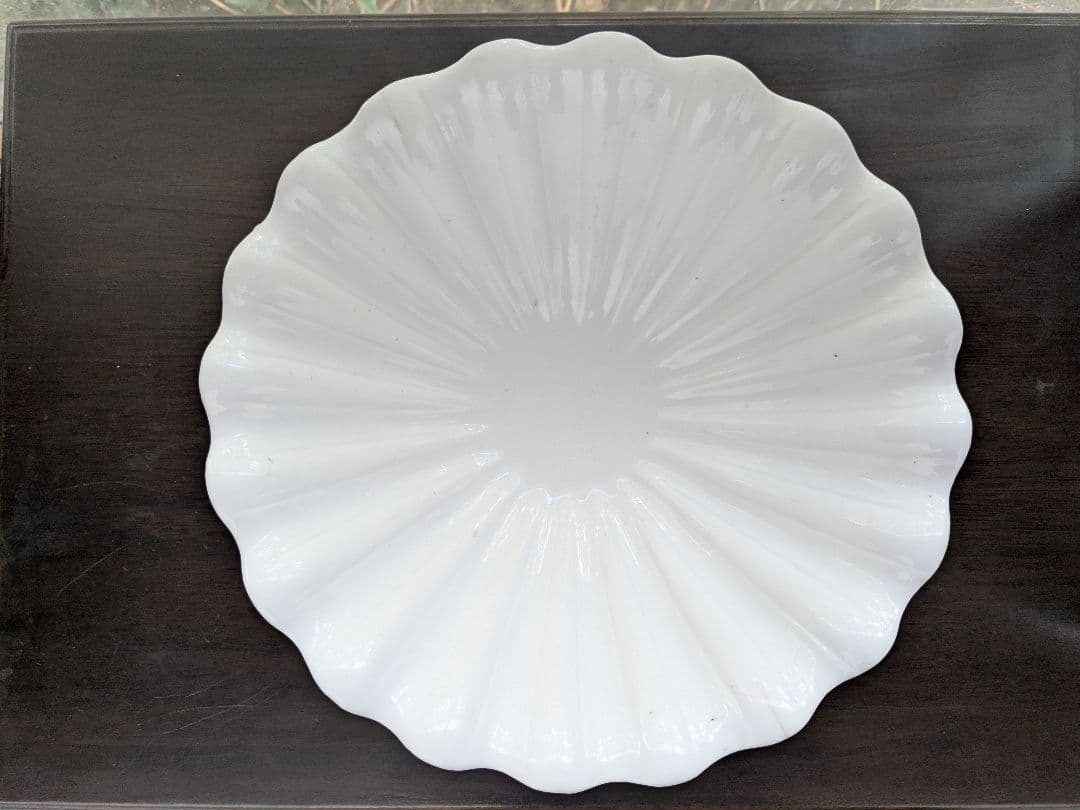 フランスアンティーク　輪花　サラディエ