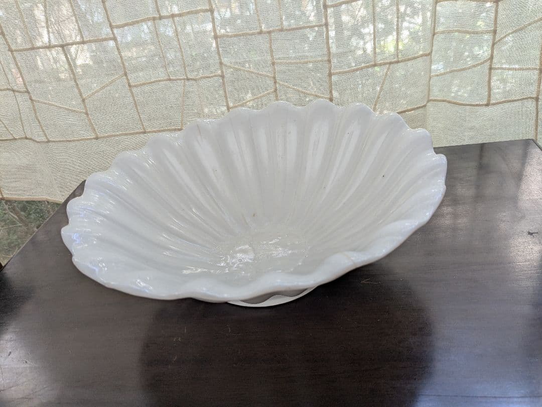 フランスアンティーク　輪花　サラディエ