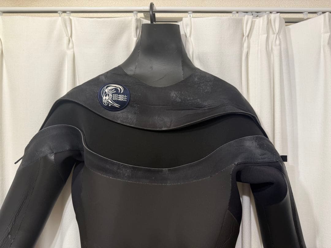 O'Neillセミドライウエットスーツ　ブラック