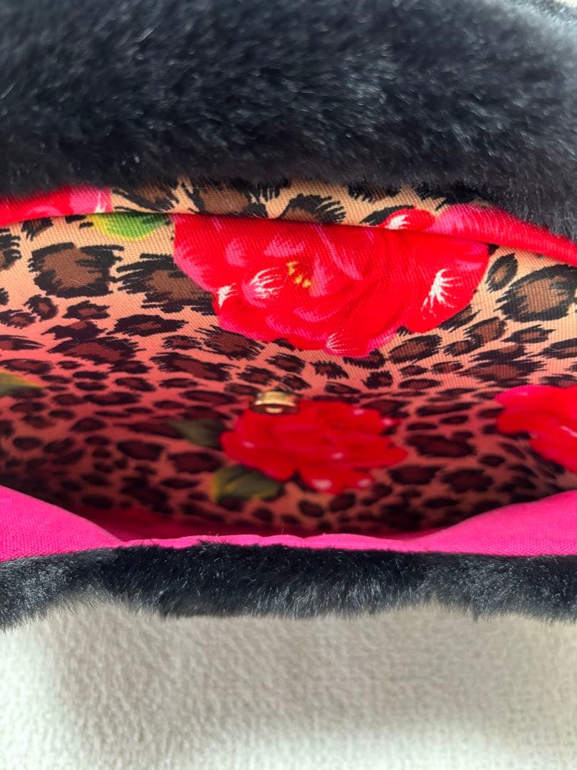 さ*ー様 コヤンイサムチョン　ハンドメイド　ファーショルダーバッグ　サンダーちゃ