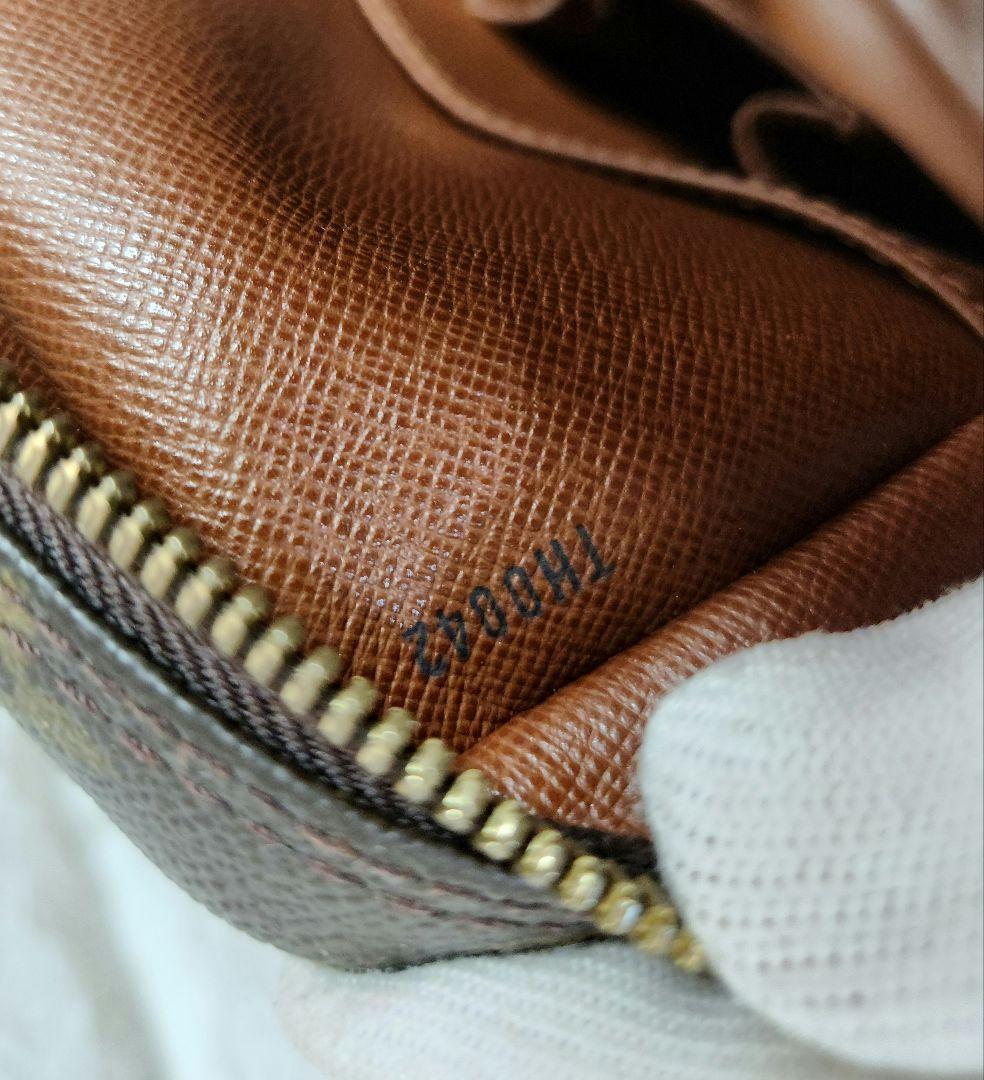 【hiro※】ルイヴィトン モノグラム ポルトドキュマン ヴォワヤージュ