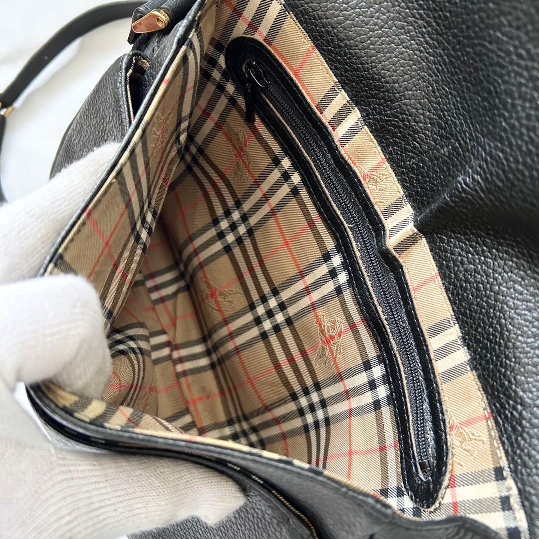 ■美品■BURBERRY ショルダーバッグ　クロスボディ　ブラック　レザー