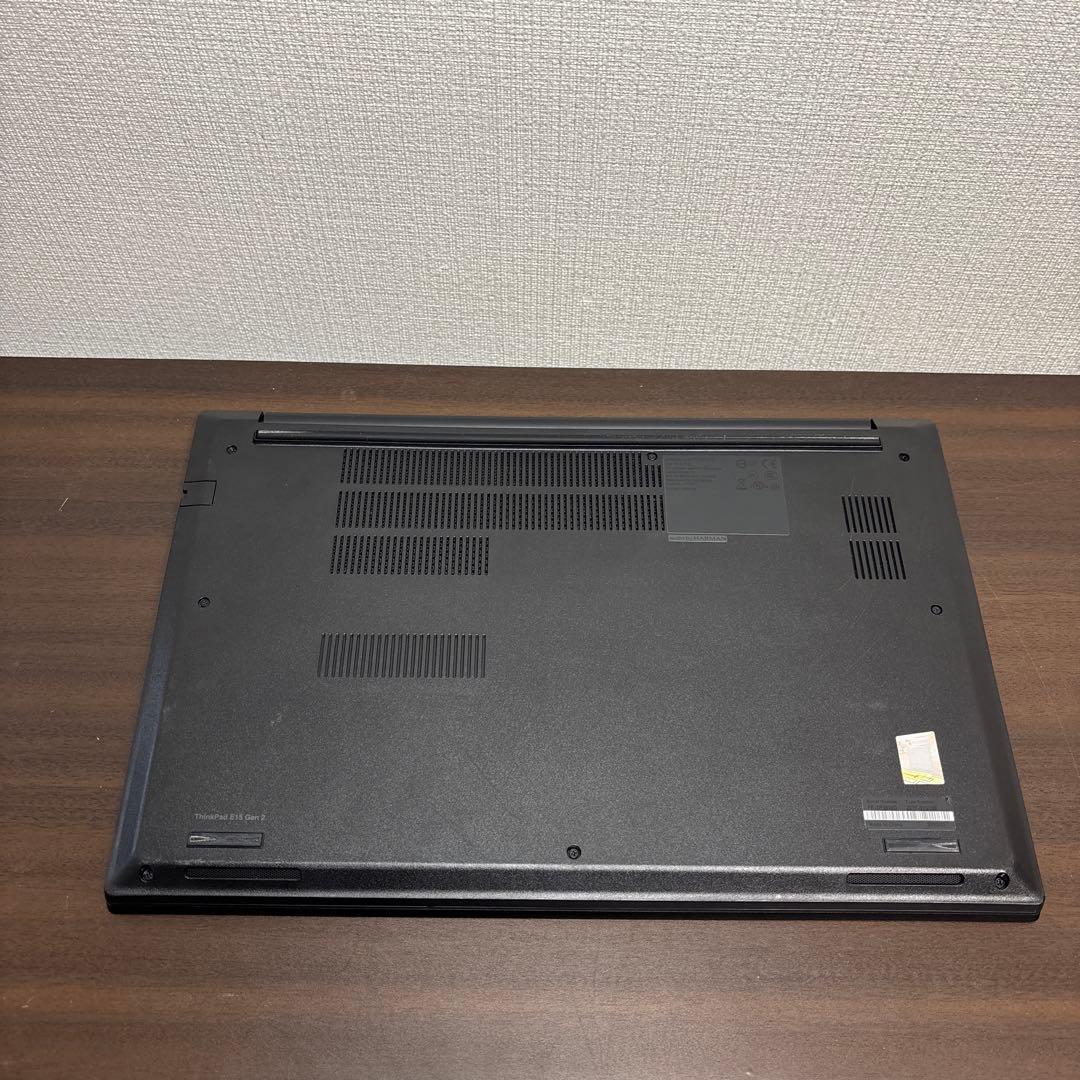 展示機レベル美品！起動時間約10秒！ThinkPad高性能15.6型ノート