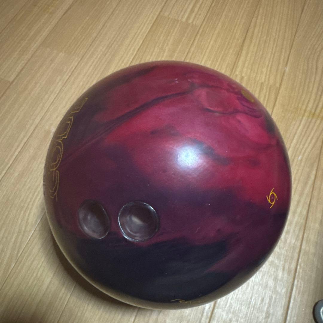 アイコニックコード15ポンド ボウリングボール