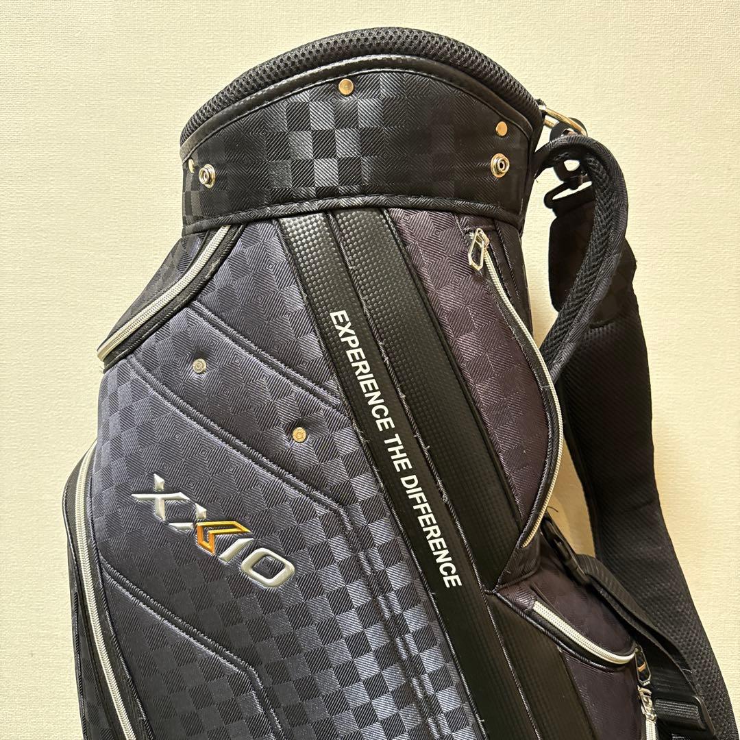 XXIO ゼクシオ キャディバッグ 軽量 2.2kg 9.5型 ブラックチェック