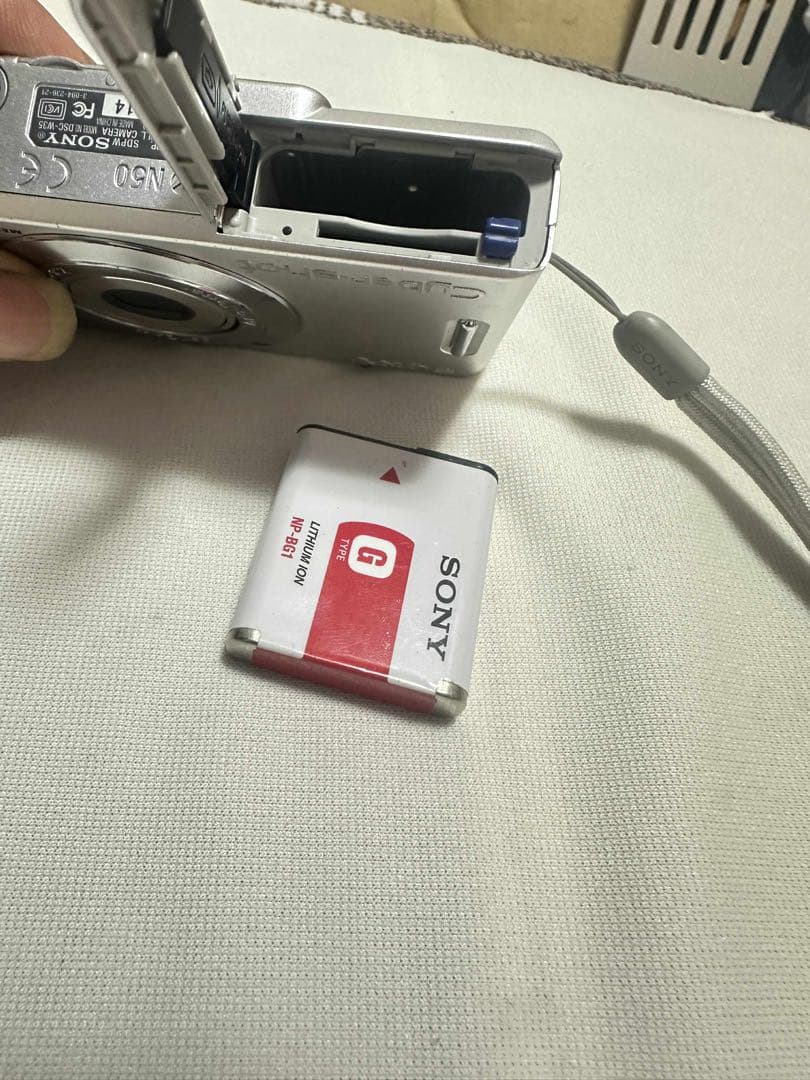 SONY ソニー サイバーショットCyber-Shot DSC-W35 デジカメ