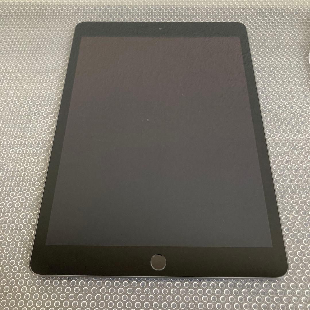 2859 電池ほぼ新品☆比較的美品☆iPad7第7世代32GB WIFIモデル☆