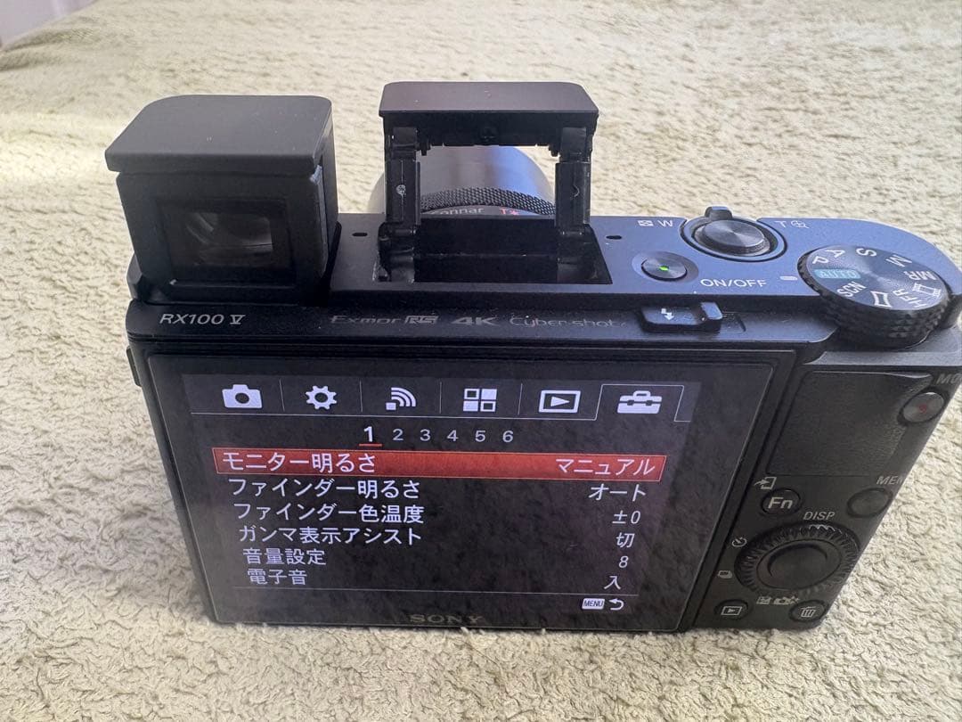 デジタルカメラ SONY Cyber-shot DSC-RX100M5