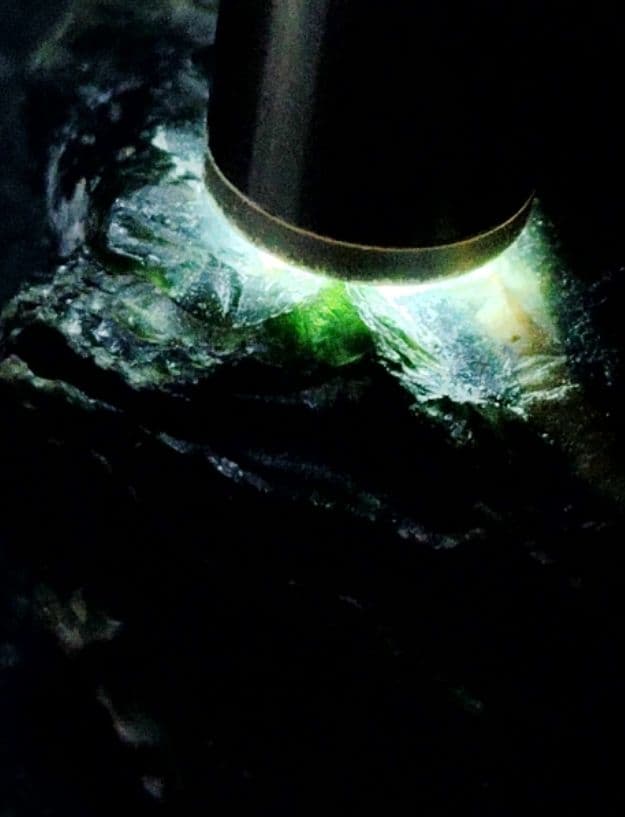 ★アゲート原石★糸魚川グリーン碼碯【姫川・転石・川ズレ・ウブ149ｇ】